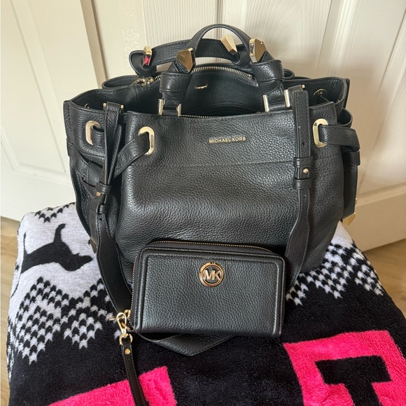 Michael Kors Black Leather Backpack and Wallet Set - Picture 1 of 3